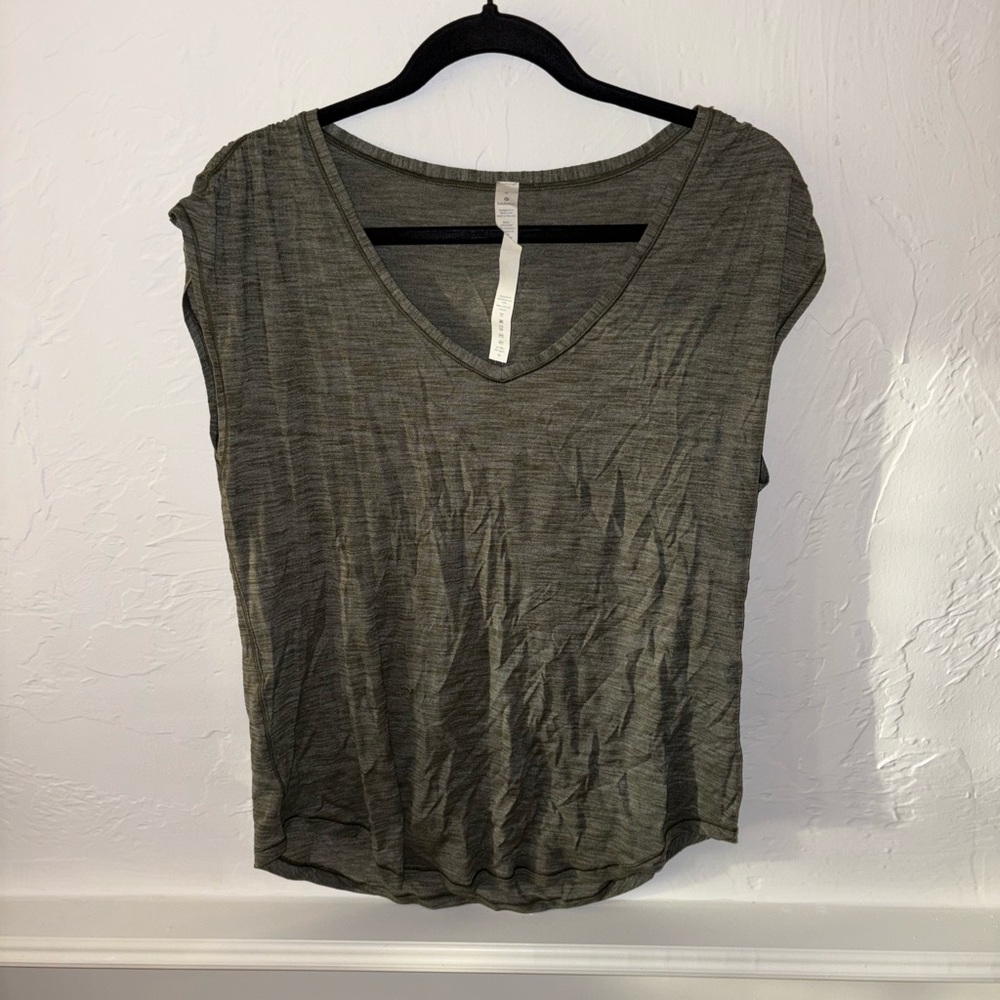 Lululemon Athletica Green Cap Sleeve Relaxed Tee